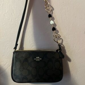 NOLITA 19 IN SIGNATURE CANVAS